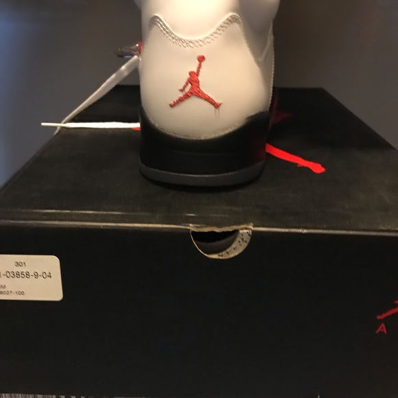 Jordan retro 5 deadstock - Picture 6 of 8